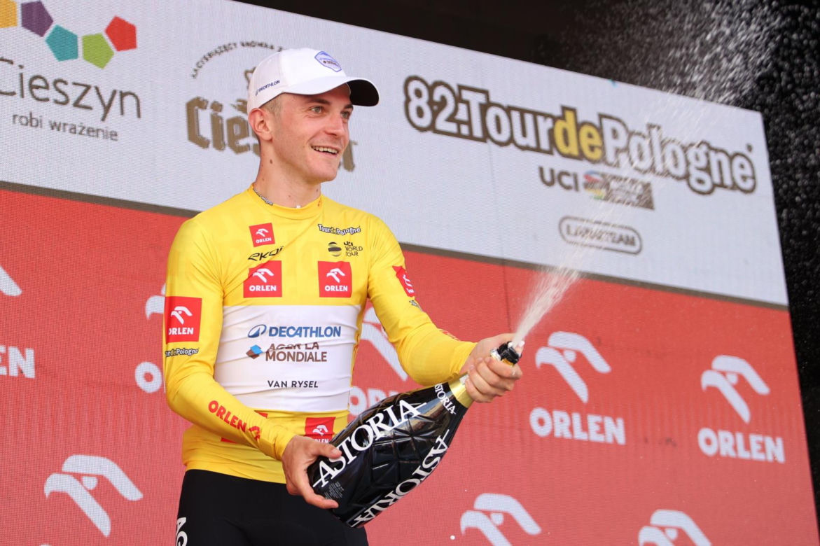 Finał IV etapu Tour de Pologne w Cieszynie. Mieszkańcy kibicowali kolarzom