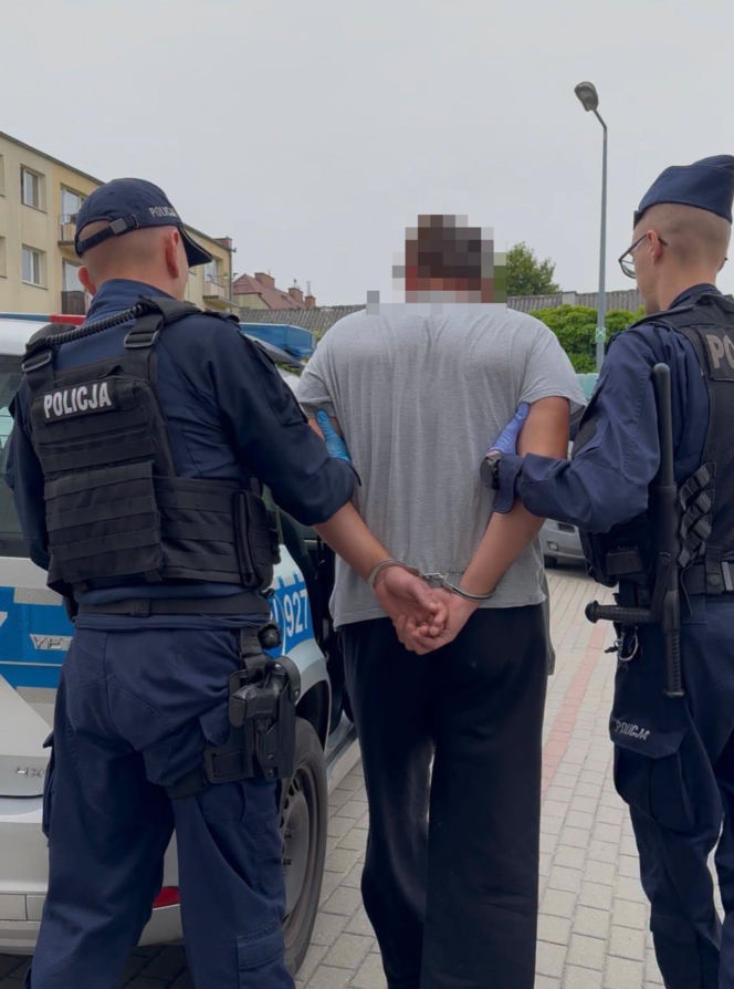 Tragiczny finał brutalnego pobicia w centrum Bytowa! Trzech mężczyzn zaatakowało 36-latka i 44-letnią kobietę