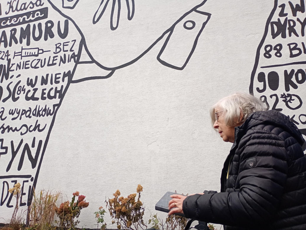 Nowy mural w Krakowie na cześć Andrzeja Wajdy. Żona reżysera nie kryje zachwytu