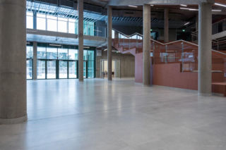 Nowoczesny gmach dla studentów UwB. Uczelnia planuje kolejne inwestycje