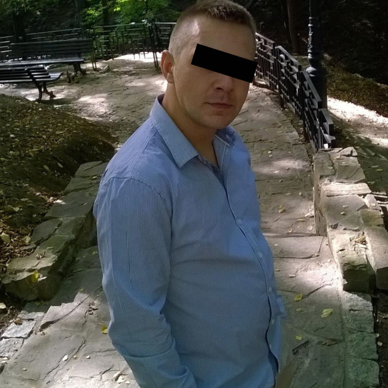 Doprowadzenie Adama Sz.