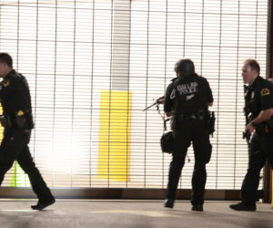 Snajperzy polują na policjantów