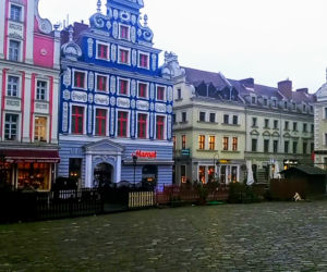 Podzamcze z płatnym parkowaniem