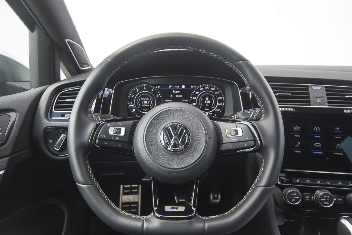 Volkswagen Golf R 5D 2.0 TSI 300 KM DSG7 4Motion