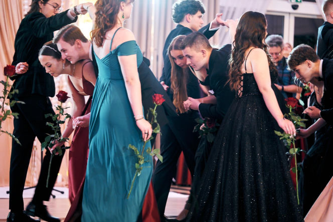 Studniówka siedleckiej Królówki 2026 - walc i polonez