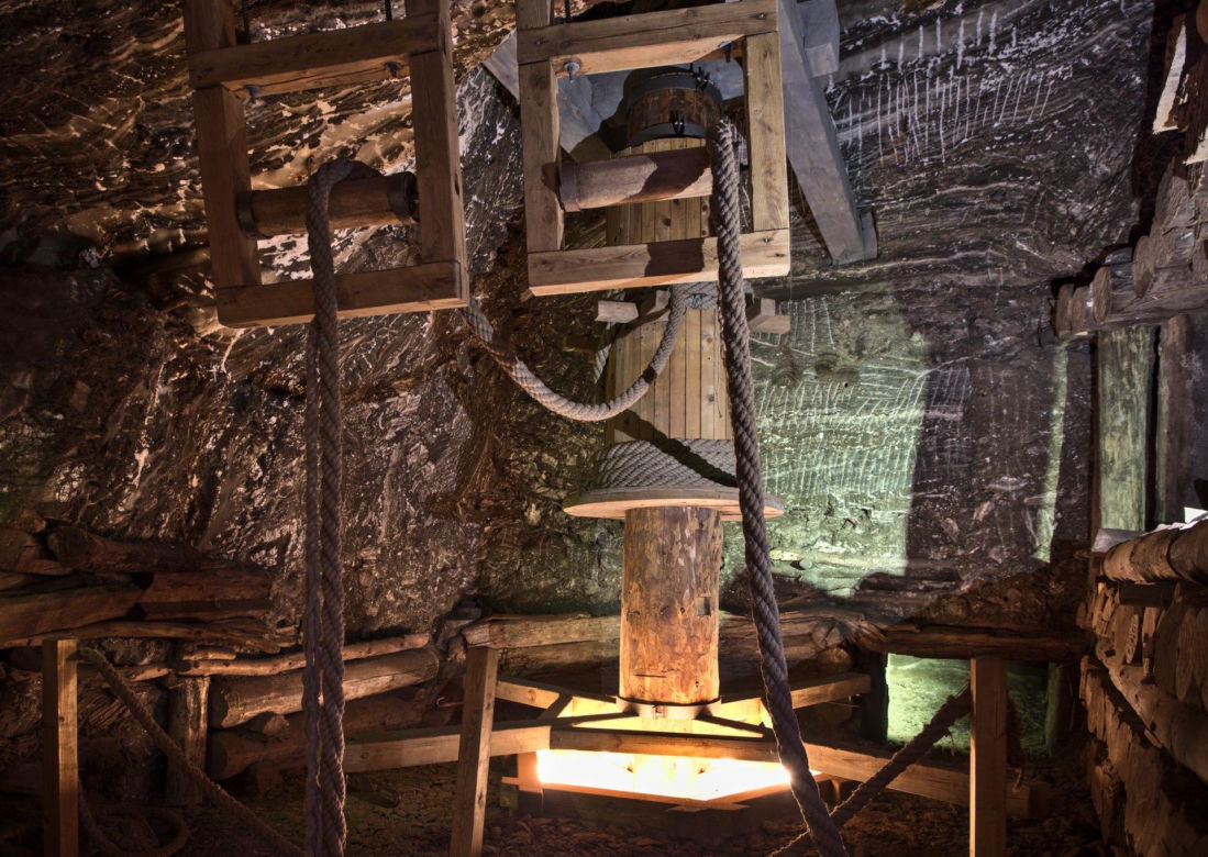 Podziemne przeprawy łodzią i ukryte skarby. Oto małopolskie kopalnie soli w Bochni i Wieliczce!