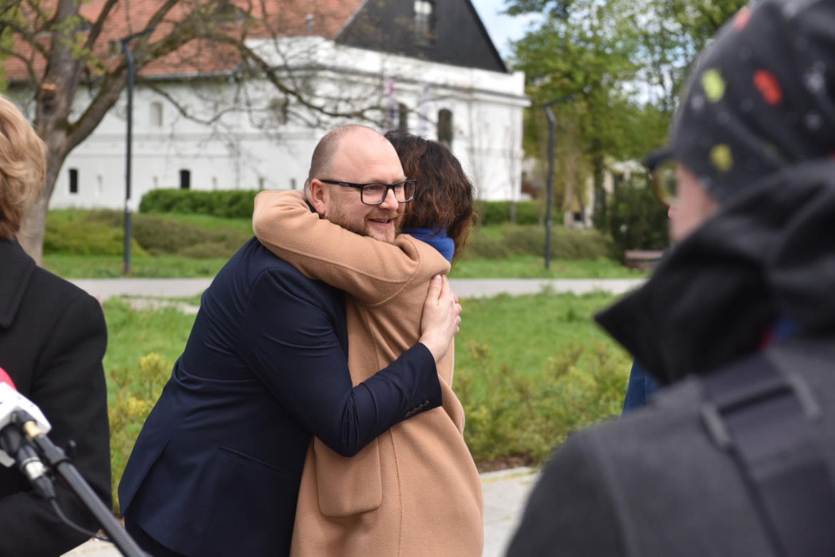 Gwiazdy Koalicji Obywatelskiej w Toruniu. Wspierają Pawła Gulewskiego