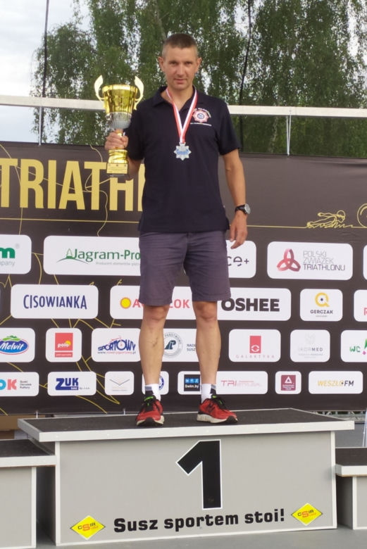 Policjant z Bydgoszczy najlepszy w Polsce. Duże sukcesy w zawodach triathlonowych