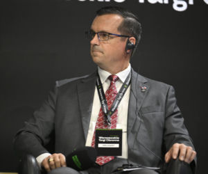 Warszawskie Targi Obronne. Scena Biała. Śmigłowiec przyszłości. Od pola walki po akcje ratownicze. Jak projektować i wybierać śmigłowce do najbardziej wymagających operacji?