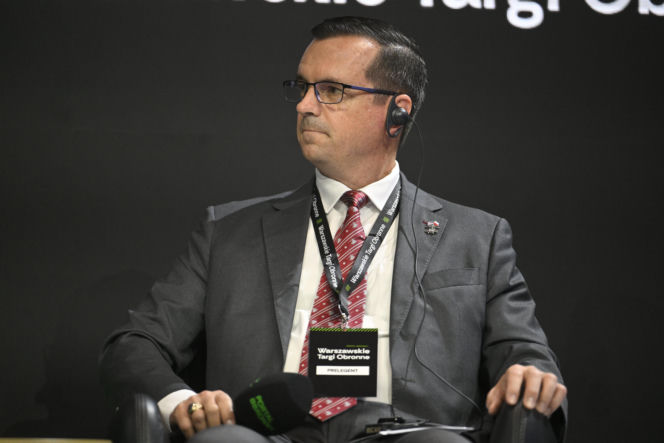 Warszawskie Targi Obronne. Scena Biała. Śmigłowiec przyszłości. Od pola walki po akcje ratownicze. Jak projektować i wybierać śmigłowce do najbardziej wymagających operacji?