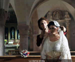 Dama w czarnym welonie. Anita (Ursula Corber), Clara (Miriam Leone)