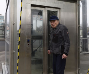 Kładkę zrobili, ale nie otworzyli