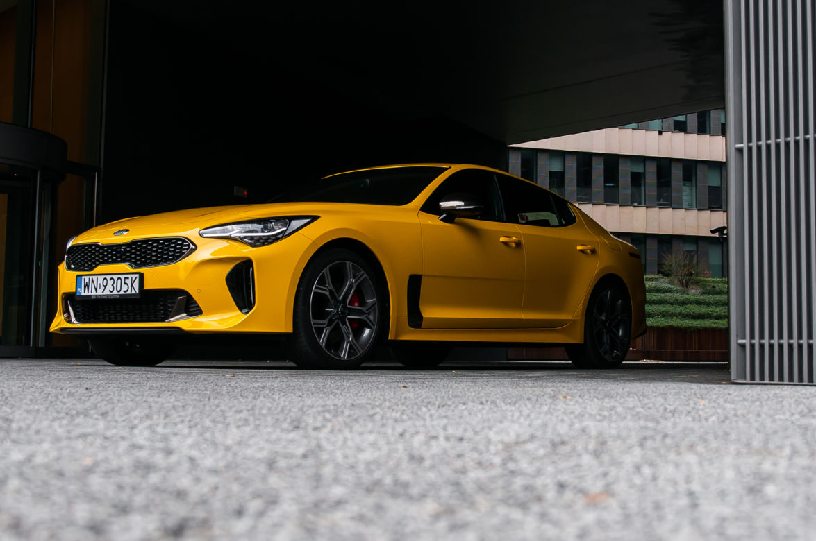 Kia Stinger GT 3.3 V6 T-GDI 366 KM 8AT AWD