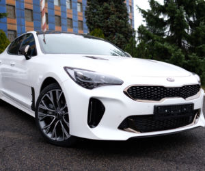 Kia Stinger 2.0 T-GDI 255 KM GT Line w polskiej policji