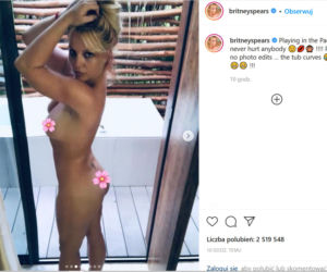 Tak zmieniały się piersi Britney Spears - galeria