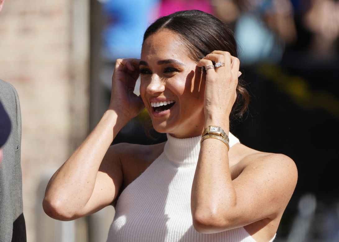  Meghan Markle nigdy nie była w ciąży". Okrutne plotki o rodzinie królewskiej!