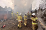 Z piętrowego domu zostały tylko zgliszcza, ogień zabrał wszystko. Potężny pożar pod Warszawą