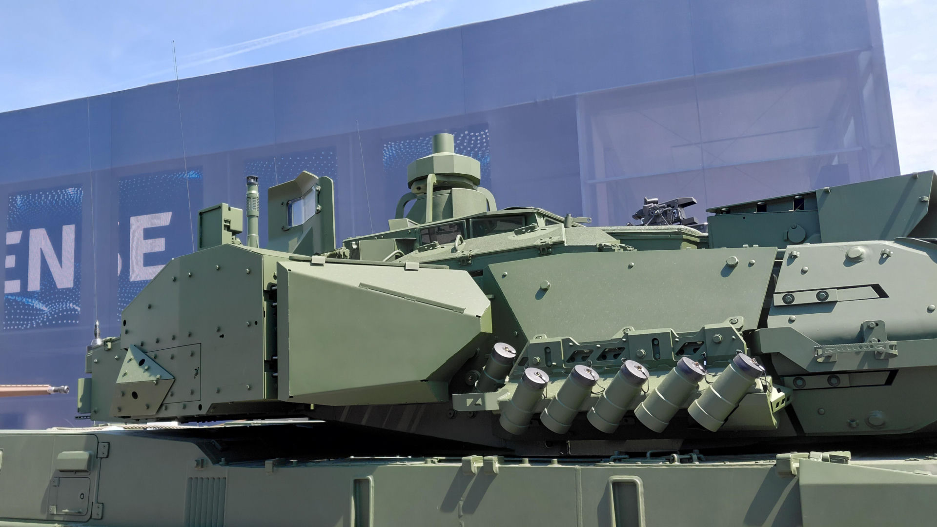 Leopard 2A8