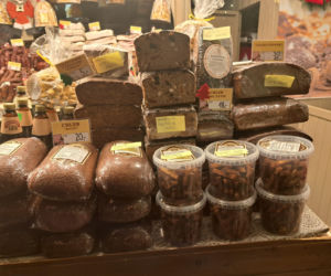 Jarmark Bożonarodzeniowy 2025 na Rynku Głównym w Krakowie. Jedzenie drogie jak nigdy