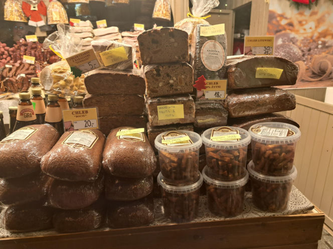 Jarmark Bożonarodzeniowy 2025 na Rynku Głównym w Krakowie. Jedzenie drogie jak nigdy