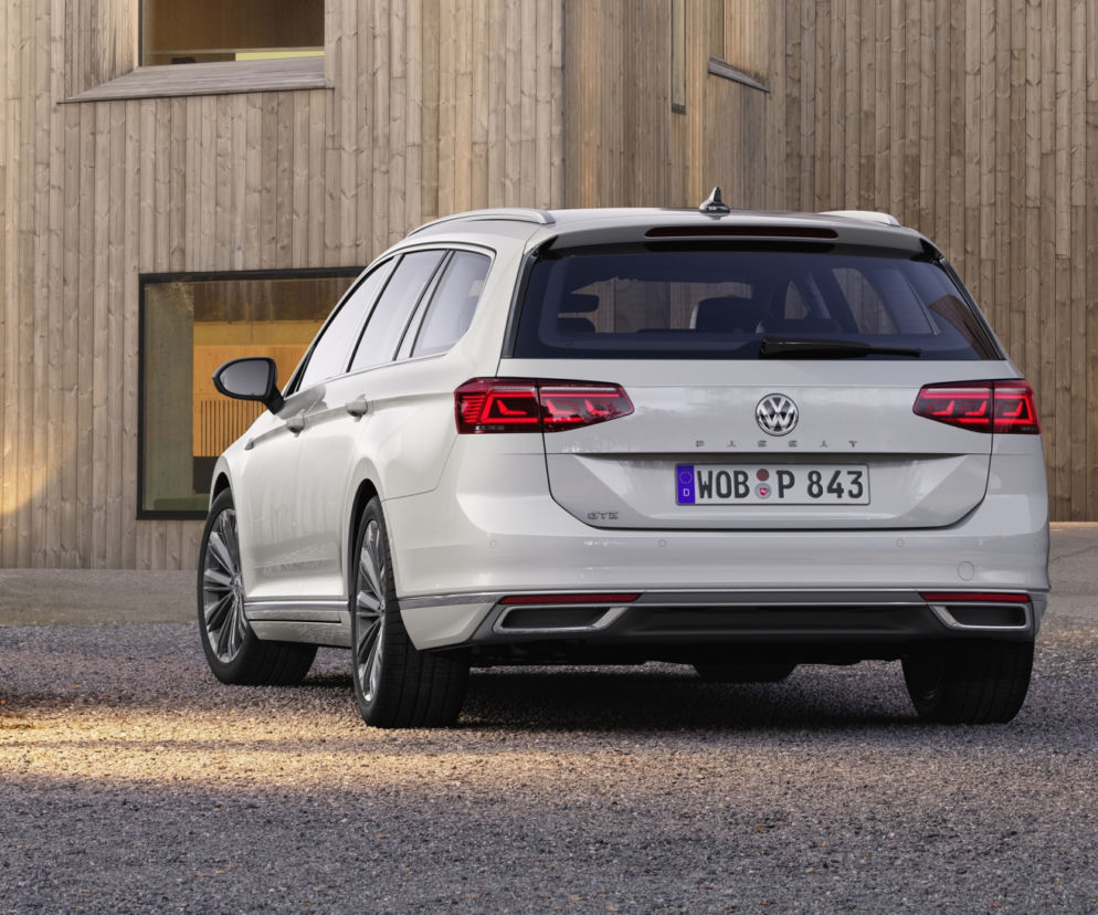 2019 Volkswagen Passat GTE Variant