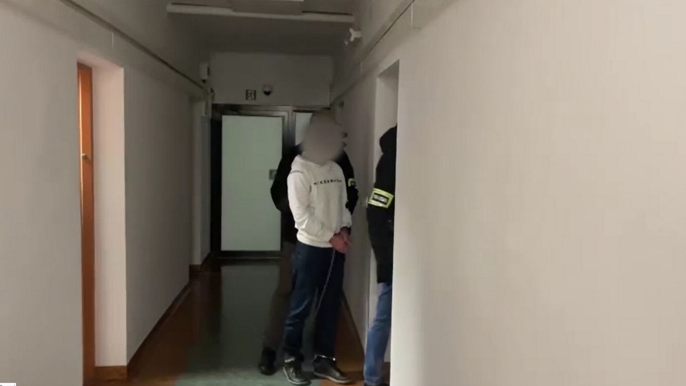 17-latek zakatował ekspedientkę na śmierć