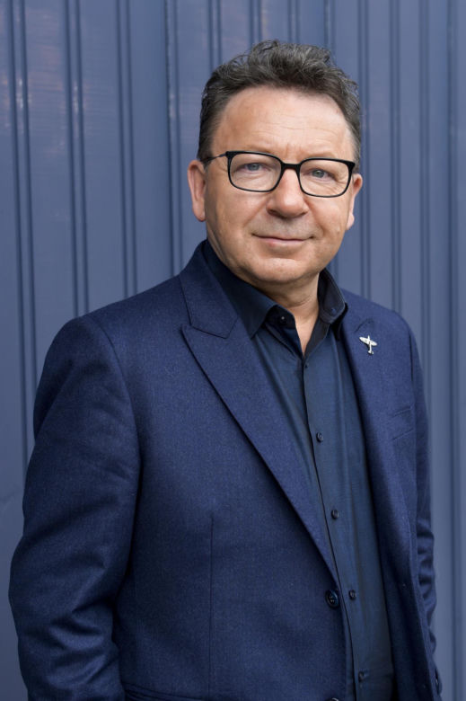 Zbigniew Zamachowski kiedyś i dziś. Tak przez lata zmieniał się głos Shreka i aktor z "Trzech kolorów"