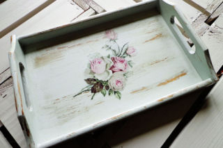 Taca decoupage w stylu vintage. Jak zrobić tacę decoupage z efektem postarzenia!