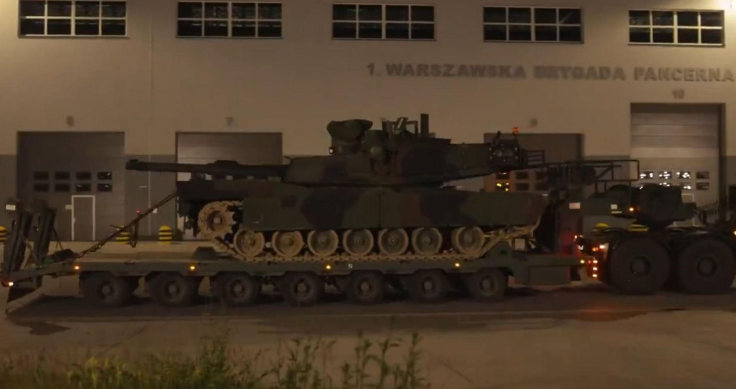 Czołgi Abrams M1A2 #SEPv3 w 1. Warszawskiej Brygadzie Pancernej