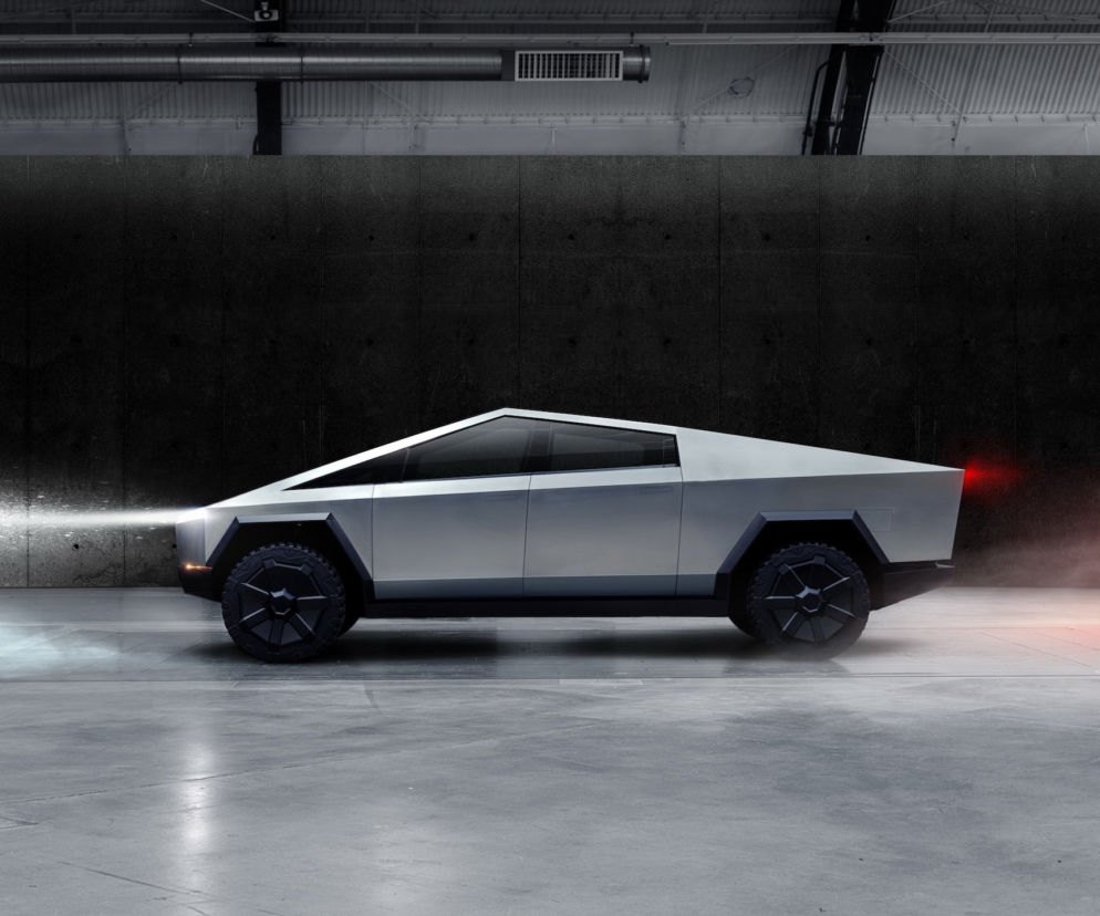 Tesla Cybertruck (2021)