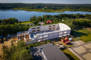 Budowa hali sportowej w Osiecznej