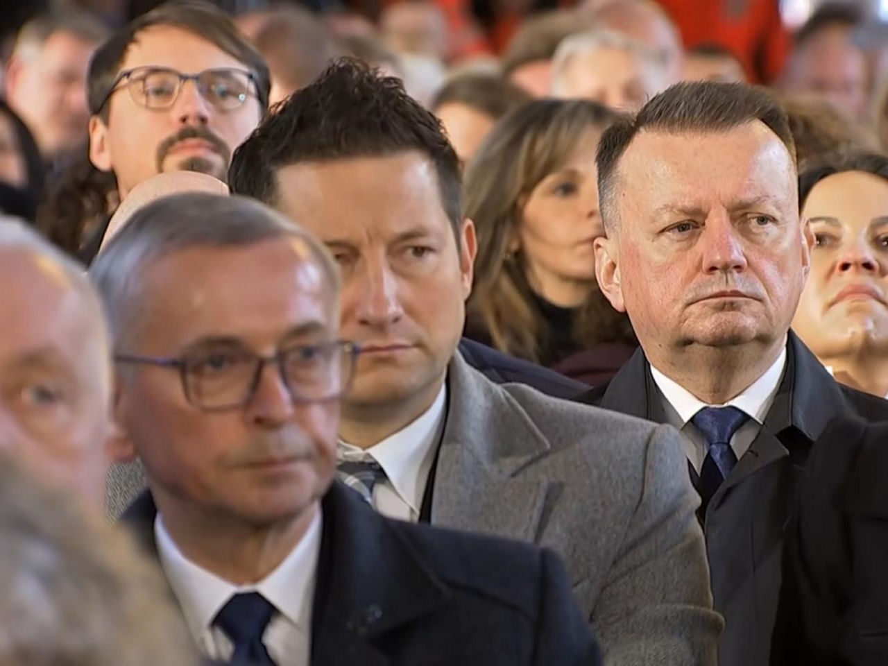Pogrzeb Łukasza Litewki. W kościele pojawili się Mariusz Błaszczak i Grzegorz Płacze…