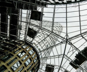 Plac Unii. Biura i galeria handlowa w Warszawie