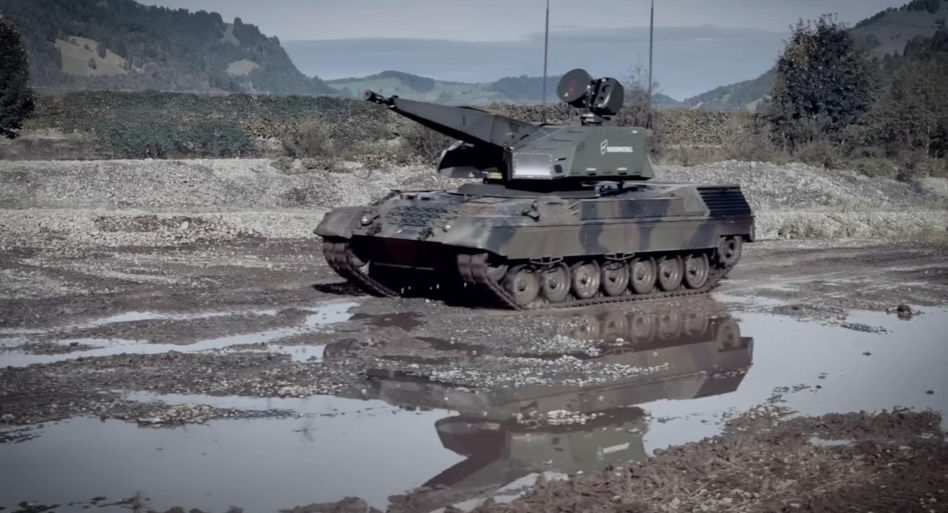 System przeciwlotniczy Skyranger 35 na podwoziu Leoparda 1