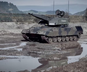 System przeciwlotniczy Skyranger 35 na podwoziu Leoparda 1