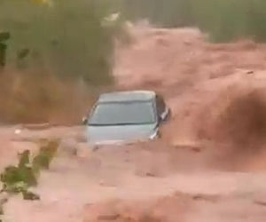 Powódź błyskawiczna zalała miasto! Szokujące zdjęcia i filmy