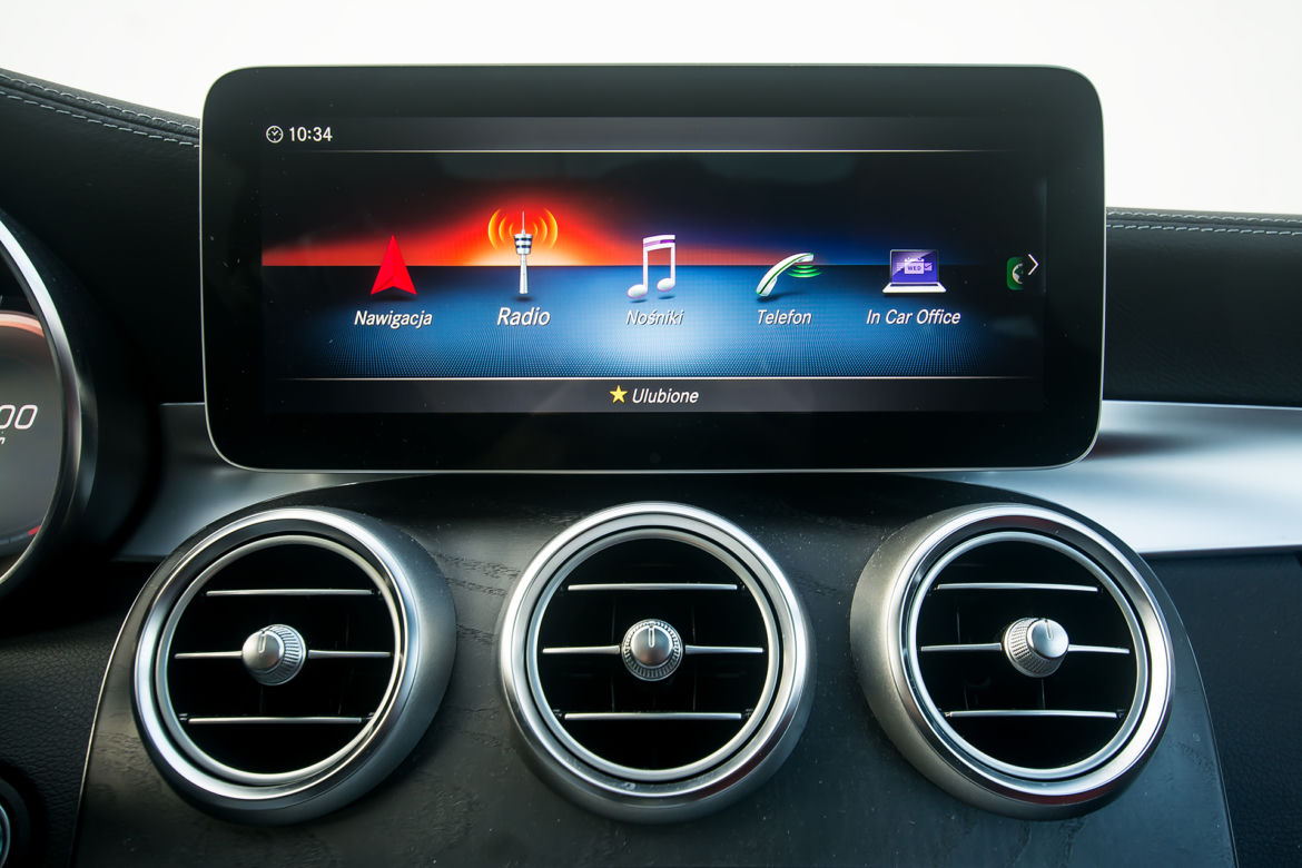 Mercedes-Benz C220d Kombi 4Matic 9G-Tronic AMG Line