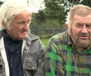 Rolnicy. Podlasie. Gienek i Sławek z wizytą u Maćka z Kundzicz