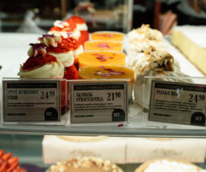 Najstarsza kawiarnia w Warszawie może zniknąć z Nowego Światu