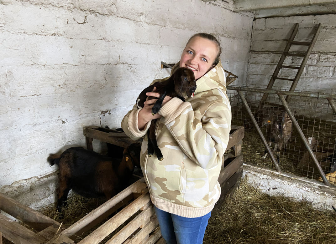 Rolnicy. Podlasie. Emilia Korolczuk PROMIENIEJE w ciąży! Zobacz zdjęcia!
