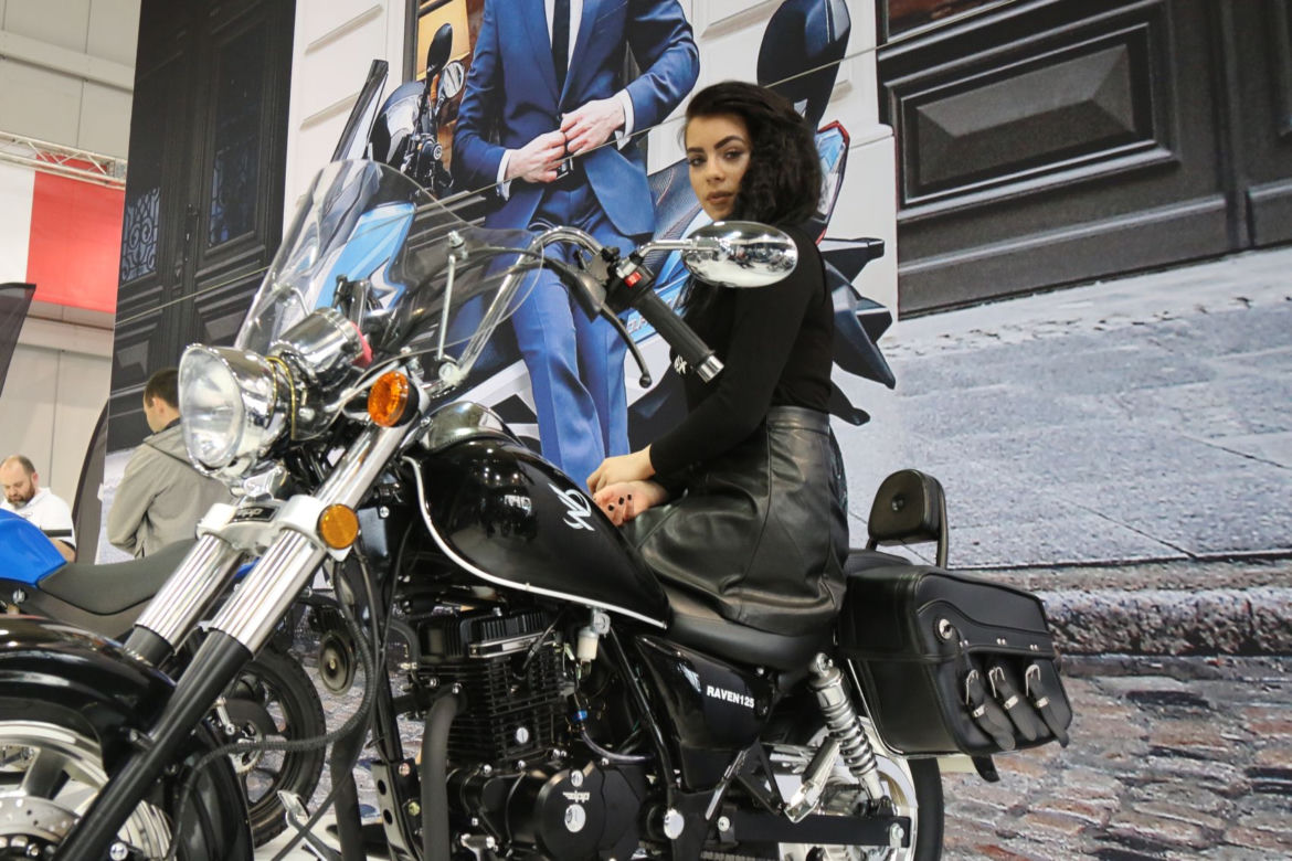 Dziewczyny z Motor Show Poznań 2016