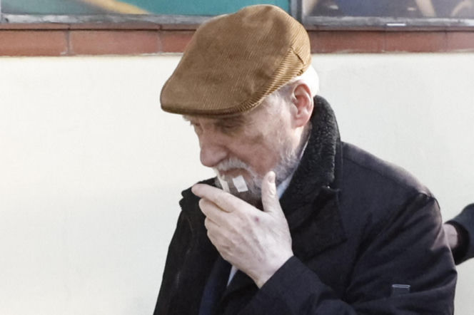 Macierewicz zabrał głos na temat krzyża spalonego w Warszawie. Zaprezentował tezę dotyczącą przyczyn pożaru