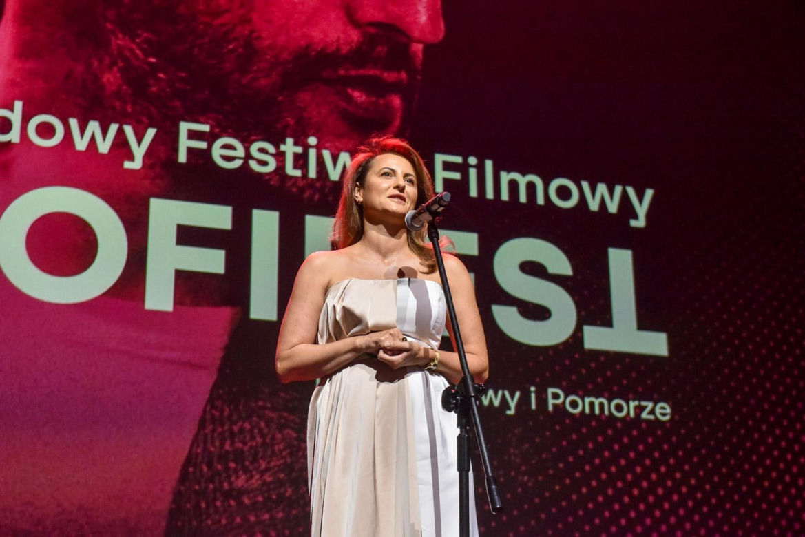 Gala Otwarcia 23. MFF BellaTOFIFEST. Legendy kina przyjechały do Torunia. Zdjęcia z imprezy