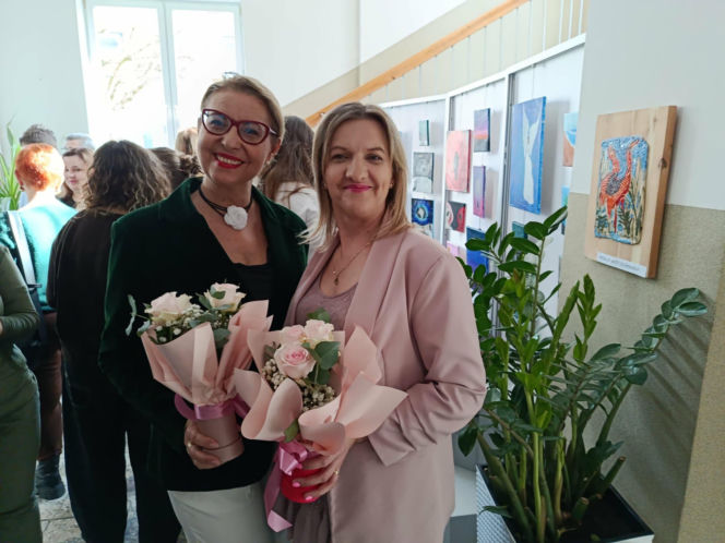 Rysowane malowane do szuflady