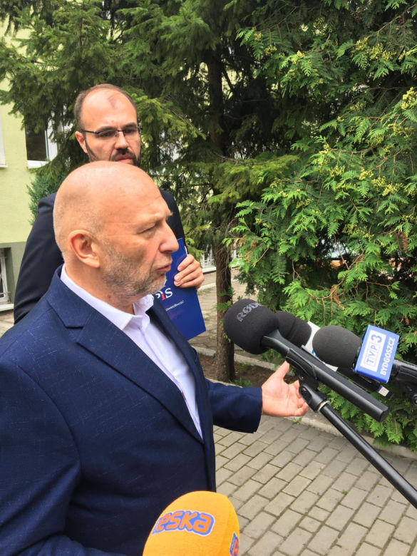 Konferencja prasowa Krzysztof Szczuckiego w Grudziądzu