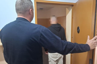 Rutynowa kontrola w Lęborku. Kierowca na podwójnym gazie, pasażer wylądował za kratkami