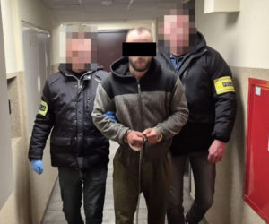 Tymczasowy areszt dla 28-latka z Łukowa podejrzanego o dwa ataki z użyciem noża