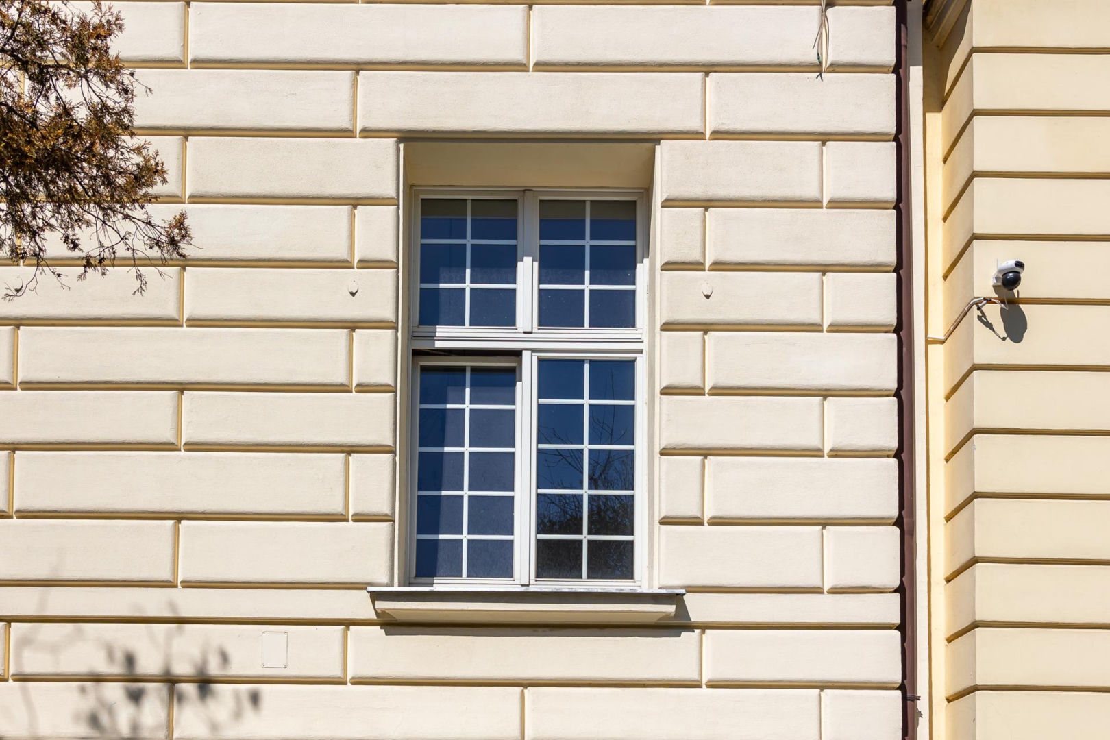 Foksal 10 w Warszawie