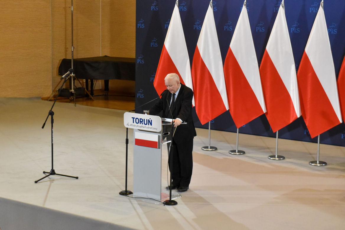 Jarosław Kaczyński na spotkaniu w Toruniu odpowiedział na pięć pytań publiczności
