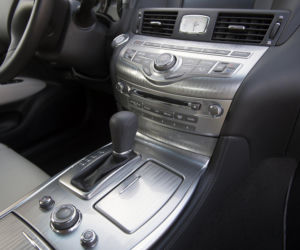 Infiniti Q70 Premium Select Edition